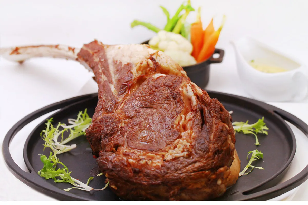 ดื่มด่ำมื้ออาหารสุดหรูอยู่ที่บ้าน ด้วยบริการเดลิเวอรี่สุดพรีเมี่ยมระดับ 5 ดาว