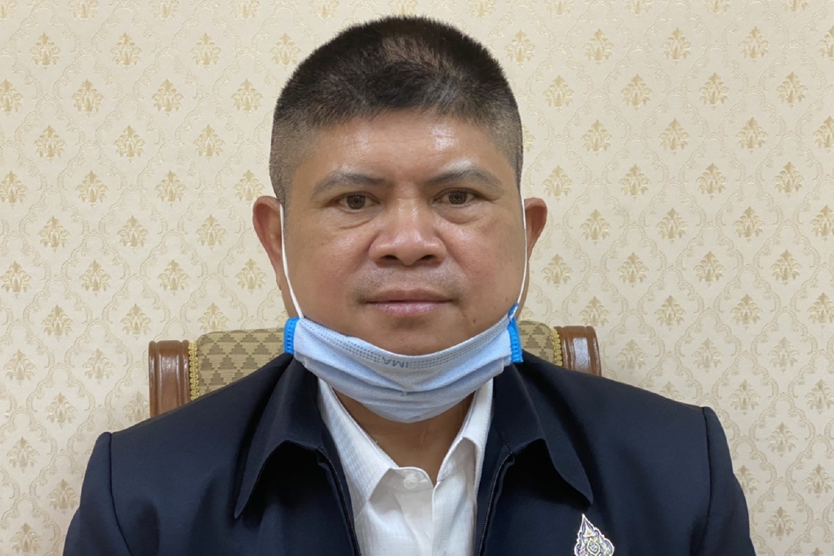 แรมโบ้อีสานอัดวัฒนาถ่มน้ำลายรดฟ้า แจงงบขาดดุลต้องใช้หนี้จำนำข้าว แรมโบ้อีสานอัดวัฒนาถ่มน้ำลายรดฟ้า แจงงบขาดดุลต้องใช้หนี้จำนำข้าว
