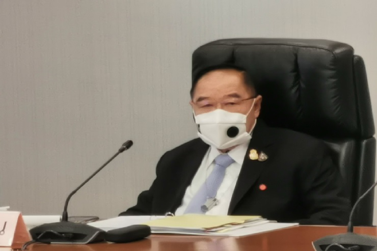 "บิ๊กป้อม" ปัดเรียก “อุตตม-สนธิรัตน์” เคลียร์รอยร้าว พปชร. "บิ๊กป้อม" ปัดเรียก “อุตตม-สนธิรัตน์” เคลียร์รอยร้าว พปชร.