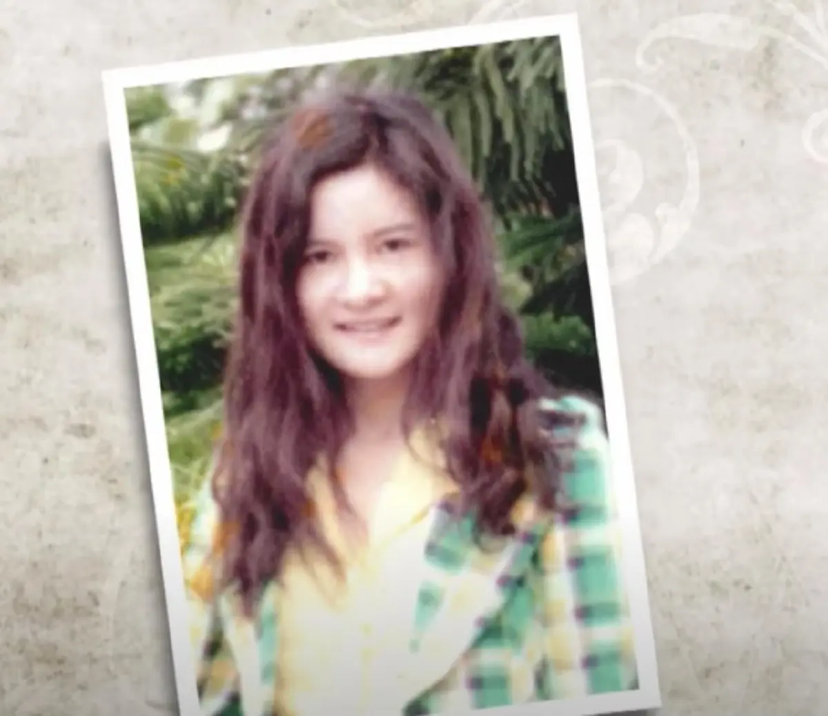 ส่องภาพ “โซเฟีย ลา” สมัยวัยรุ่น บอกเลยสวยไม่เบา หน้าหวานมาก