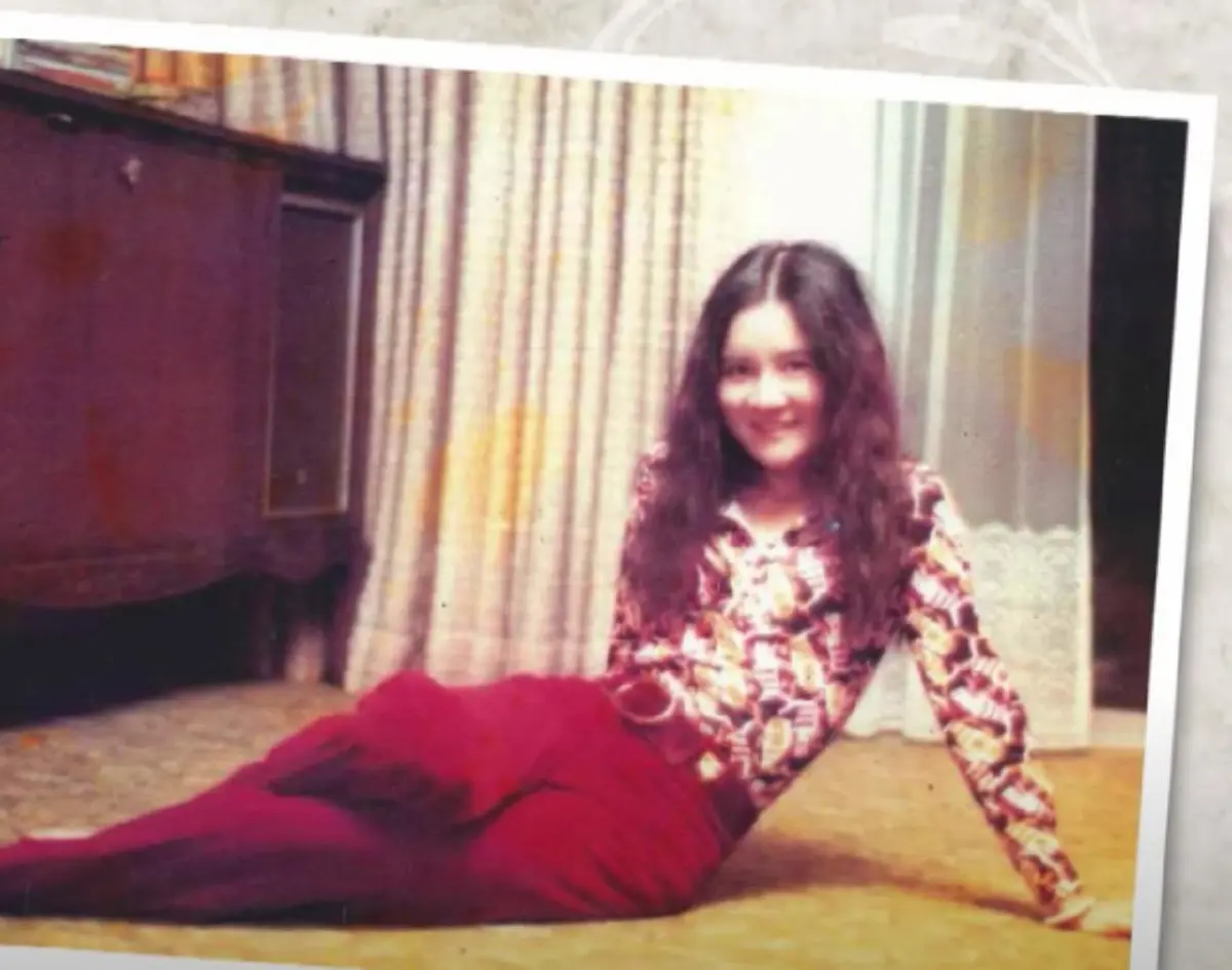 ส่องภาพ “โซเฟีย ลา” สมัยวัยรุ่น บอกเลยสวยไม่เบา หน้าหวานมาก