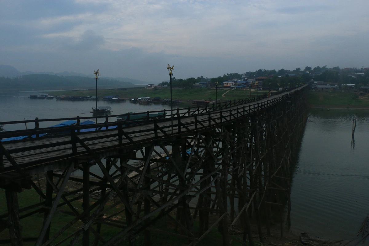 ชาวสังขละบุรีผวาโควิด-19 กลับมาระบาดซ้ำจี้จังหวัดทบทวนปลดล็อก