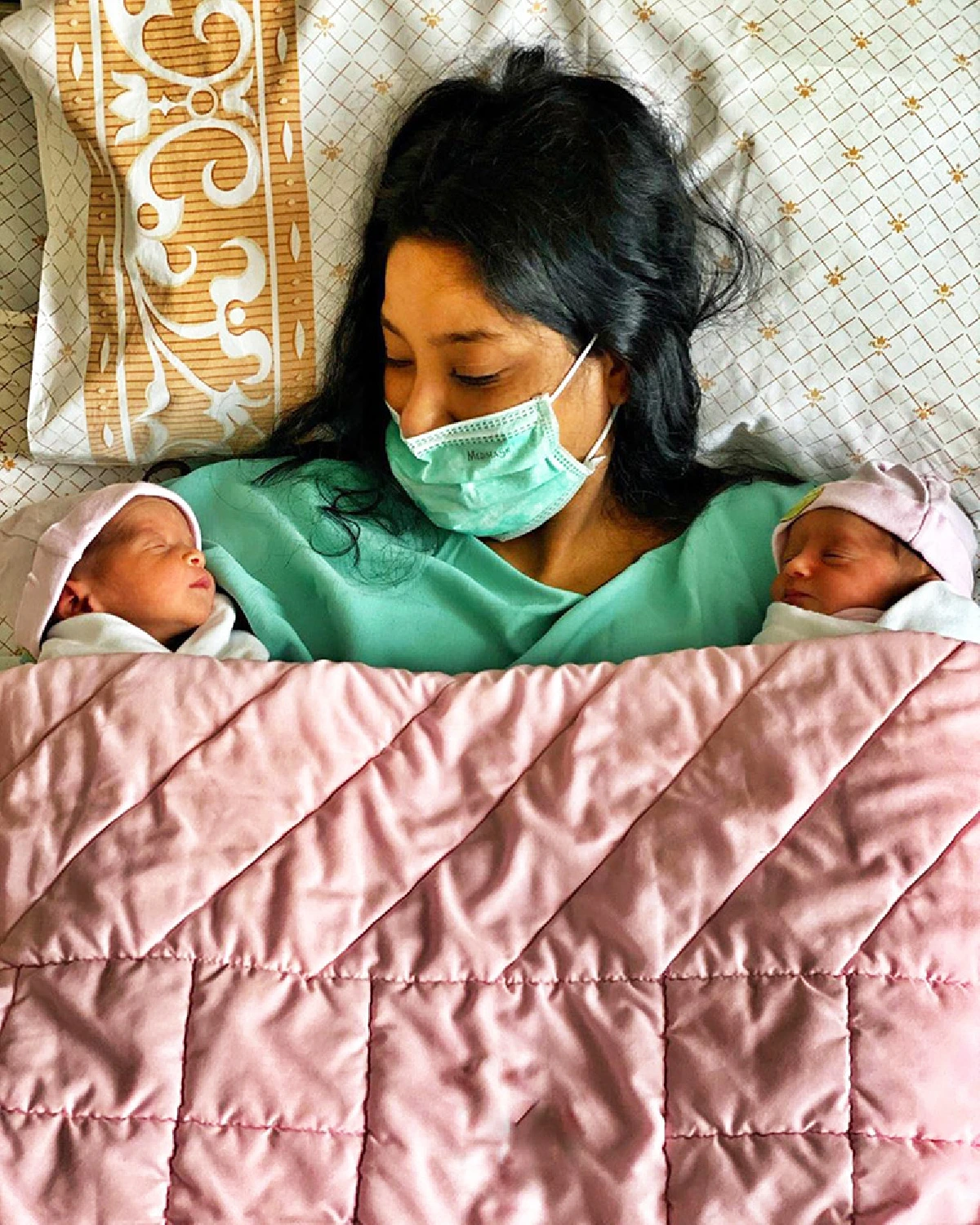 ”มะหมี่ นภคปภา” คลอดลูกสาวฝาแฝดเป็นที่เรียบร้อยแล้ว น่ารักน่าเอ็นดูสุดๆ 
