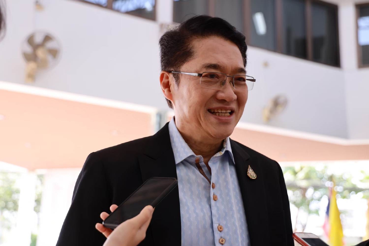 แนะรัฐบาลสำรวจเลิกพรก.ฉุกเฉิน ต้องทำอย่างโปร่งใส แนะรัฐบาลสำรวจเลิกพรก.ฉุกเฉิน ต้องทำอย่างโปร่งใส