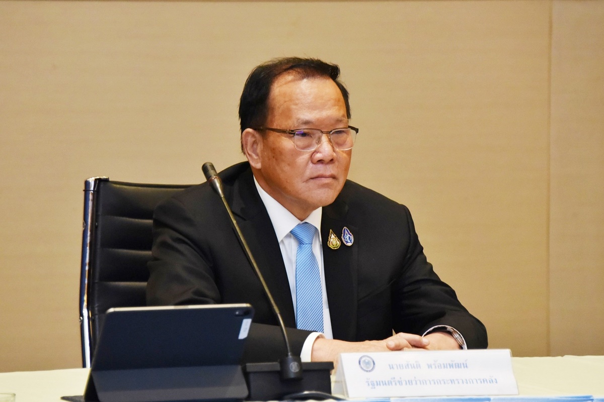 คลังสั่งกรุงไทยปล่อยสินเชื่อหนุนลงทุนอุตสาหกรรมเป้าหมาย EEC คลังสั่งกรุงไทยปล่อยสินเชื่อหนุนลงทุนอุตสาหกรรมเป้าหมาย EEC