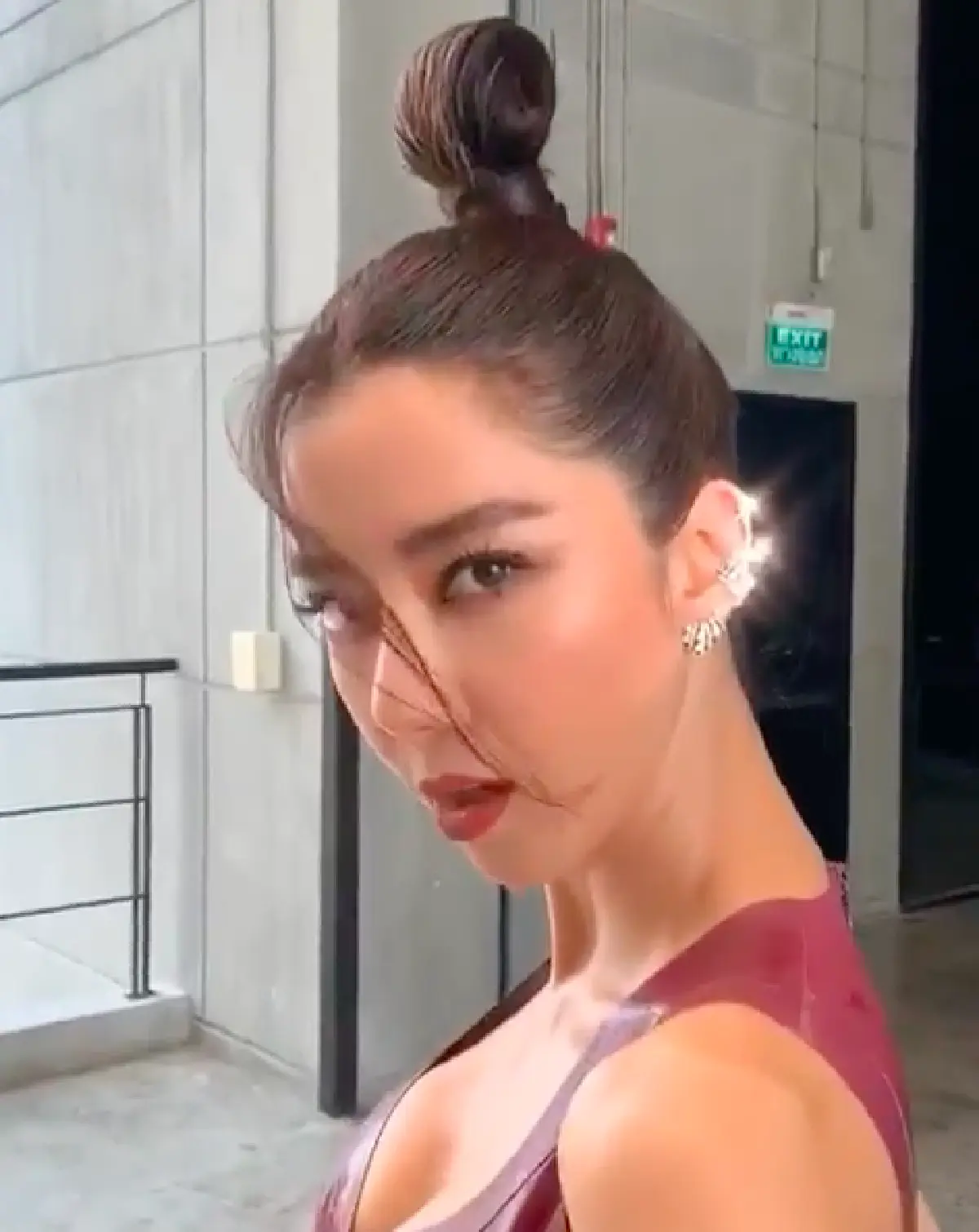 พริกทั้งสวนก็ฉุดไม่อยู่ “ไอซ์ อภิษฎา” เซ็กซี่จัดหนักในชุดเดรสรัดรูปฟิตเปรี๊ยะ