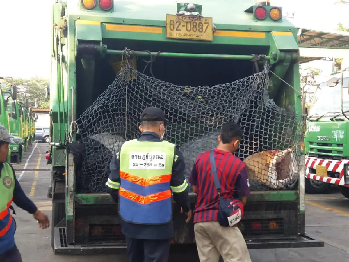 วิ่งชิดซ้าย-ท้ายปิดคลุม! กทม.ออกมาตรการคุมรถเก็บขยะ หลังชาวบ้านร้องเรียน