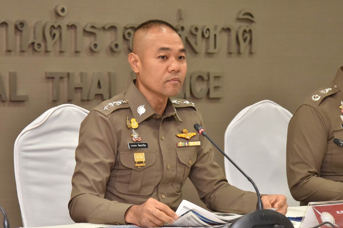 ตร.ลุยหาหลักฐานเอาผิดคนยิงเลเซอร์ "ตามหาความจริง" ชี้มีเจตนาป่วนอยู่แล้ว ตร.ลุยหาหลักฐานเอาผิดคนยิงเลเซอร์ "ตามหาความจริง" ชี้มีเจตนาป่วนอยู่แล้ว