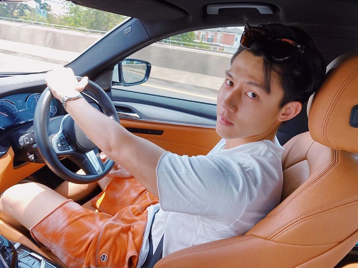 หมาก ปริญ ทำแฟนฟินหนักมาก! พากันซูมรอยสักความหมายดี..บั้นท้ายก็เด้ง