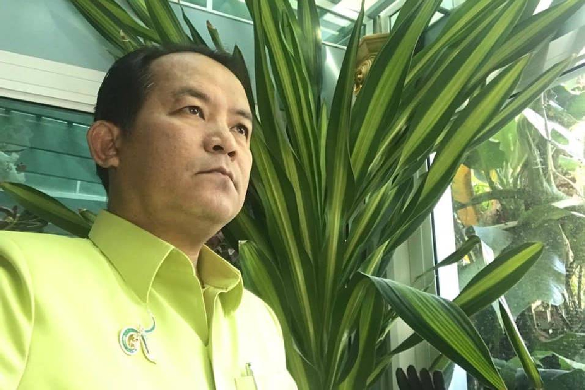 "ศรีสุวรรณ" ค้านขึ้นเบี้ยประชุม-ค่าตอบแทนคณะจัดทำยุทธศาสตร์ชาติ "ศรีสุวรรณ" ค้านขึ้นเบี้ยประชุม-ค่าตอบแทนคณะจัดทำยุทธศาสตร์ชาติ