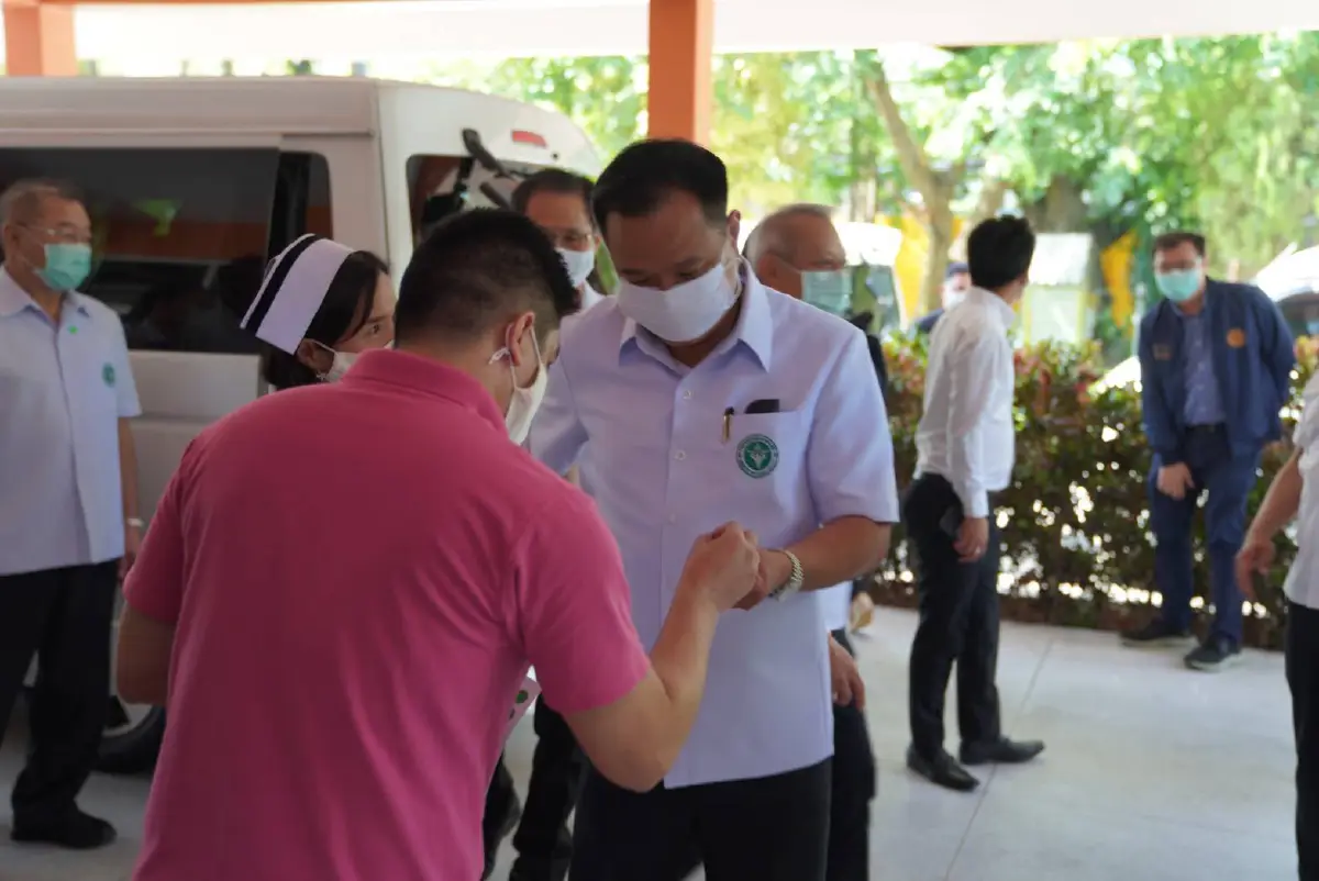 "อนุทิน"ชื่นชมประชาชนให้ความร่วมมือคุมโควิด-19 ได้ดี