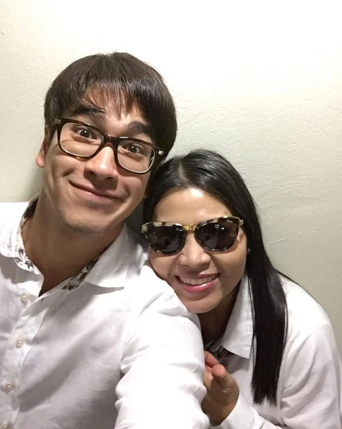 แฟนคลับแห่ยินดี ณเดชน์ คูกิมิยะ เรียนจบป.โทแล้ว เตรียมตัวเป็นมหาบัณฑิต