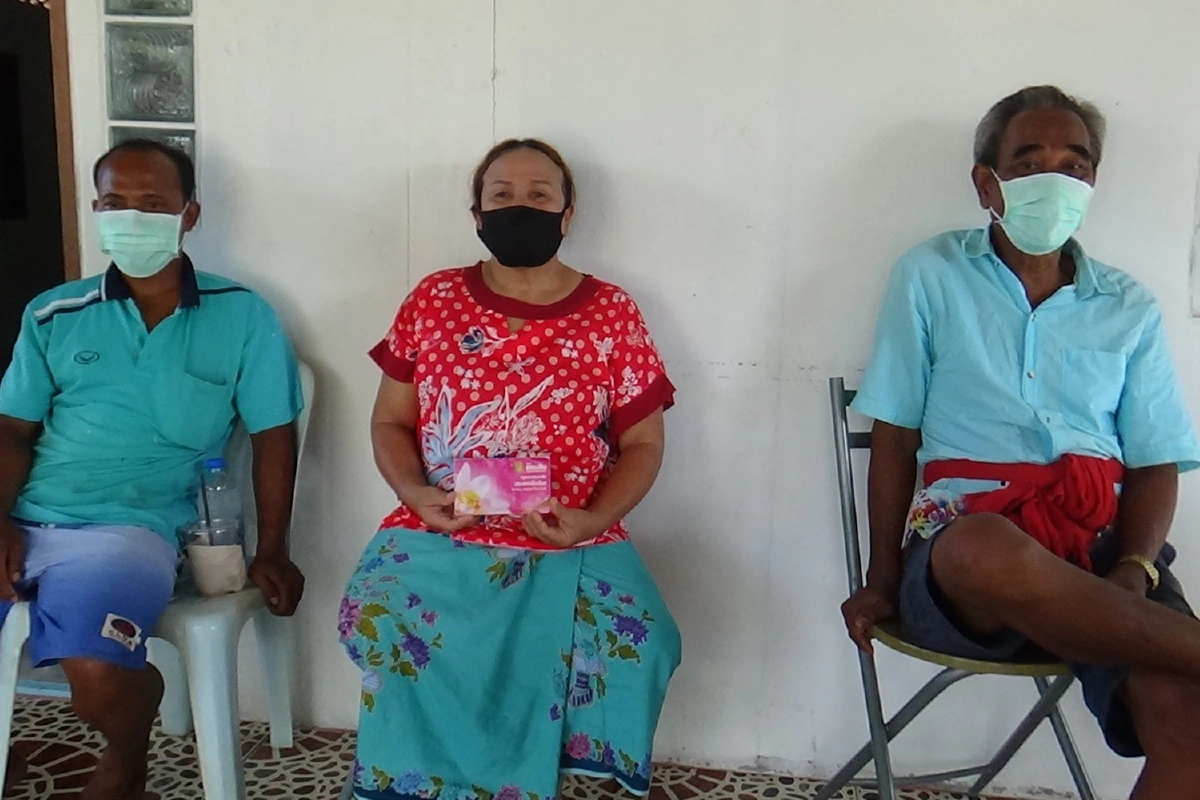 ชาวบ้านถอนเงินโควิดถูกบังคับให้ทำบัตรเอทีเอ็มเสียค่าธรรมเนียม699บาท