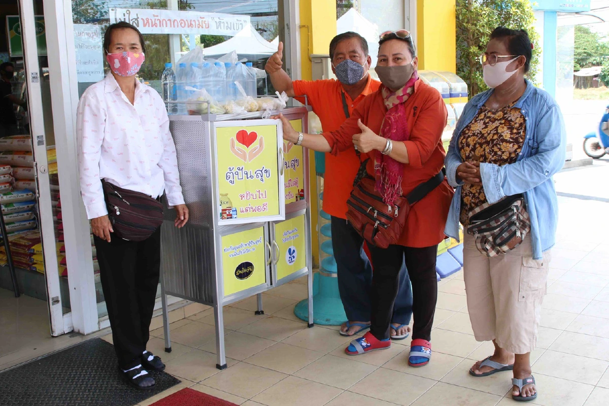 3เจ๊คนดังหวย30ล้าน เมืองกาญจน์ ร่วมตั้งตู้ปันน้ำใจ 