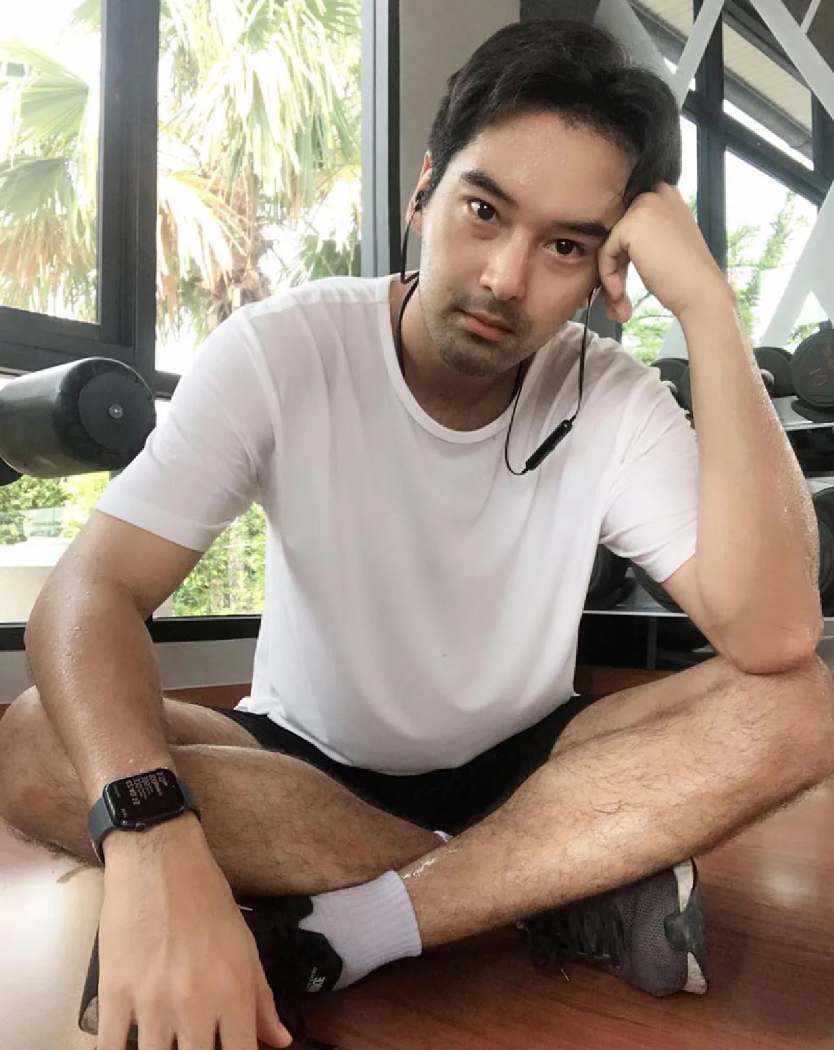 อย่าคอยทำกิน! อ๊อฟ ชนะพล ผันตัวเป็นพ่อค้าขายขนมปังหารายได้เสริม