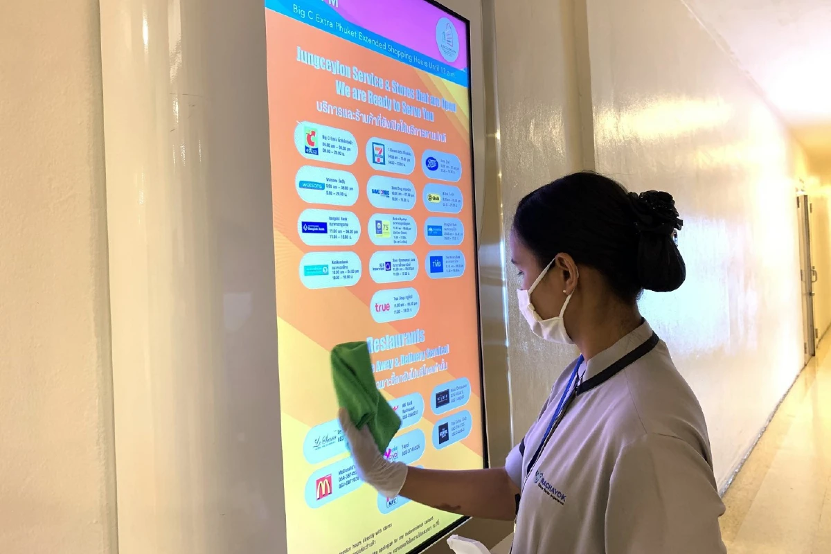 ศูนย์การค้าดังป่าตองยกระดับคุ้มเข้มความปลอดภัยก่อนเปิดบริการ17พ.ค.63