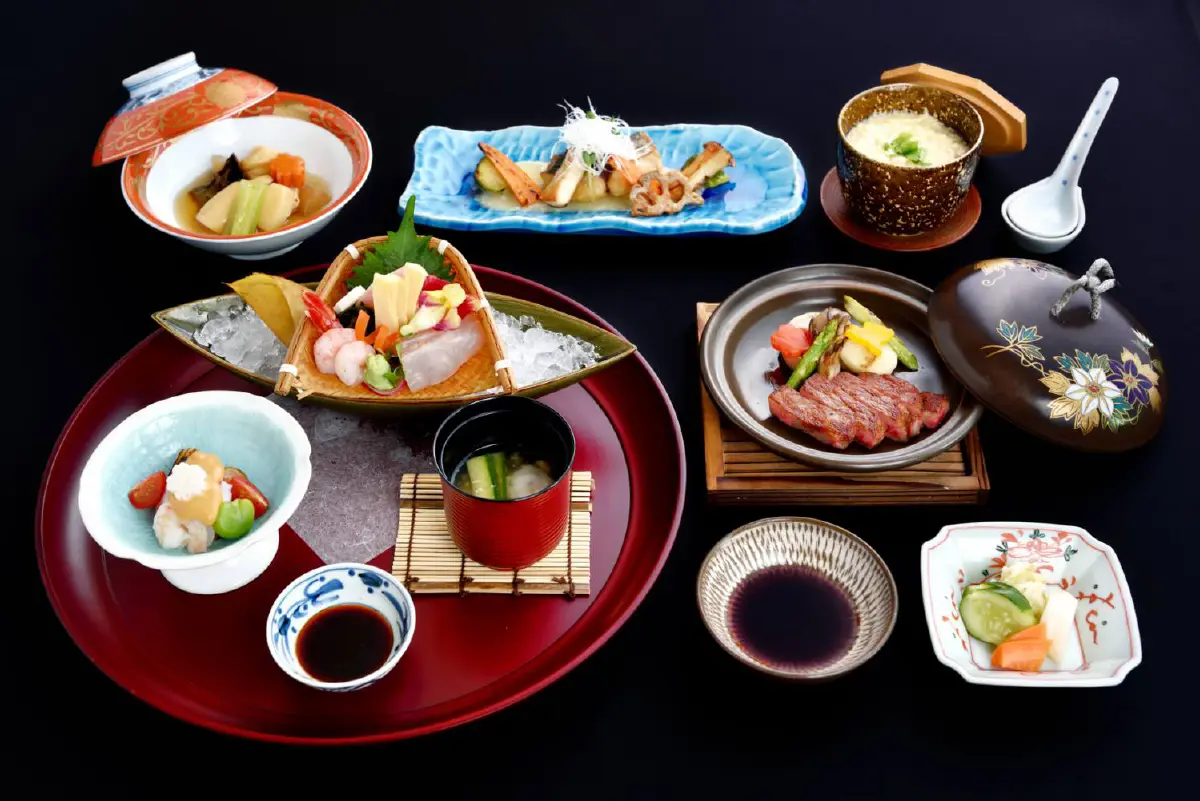 โปรพิเศษฉลองความสำเร็จก้าวสู่ปีที่ 8 'ดิ โอกุระ เพรสทีจ กรุงเทพฯ'