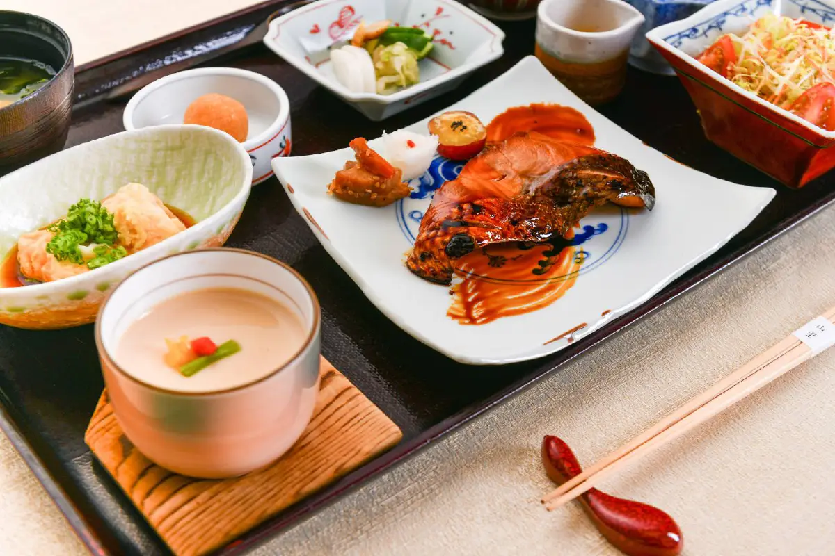 โปรพิเศษฉลองความสำเร็จก้าวสู่ปีที่ 8 'ดิ โอกุระ เพรสทีจ กรุงเทพฯ'