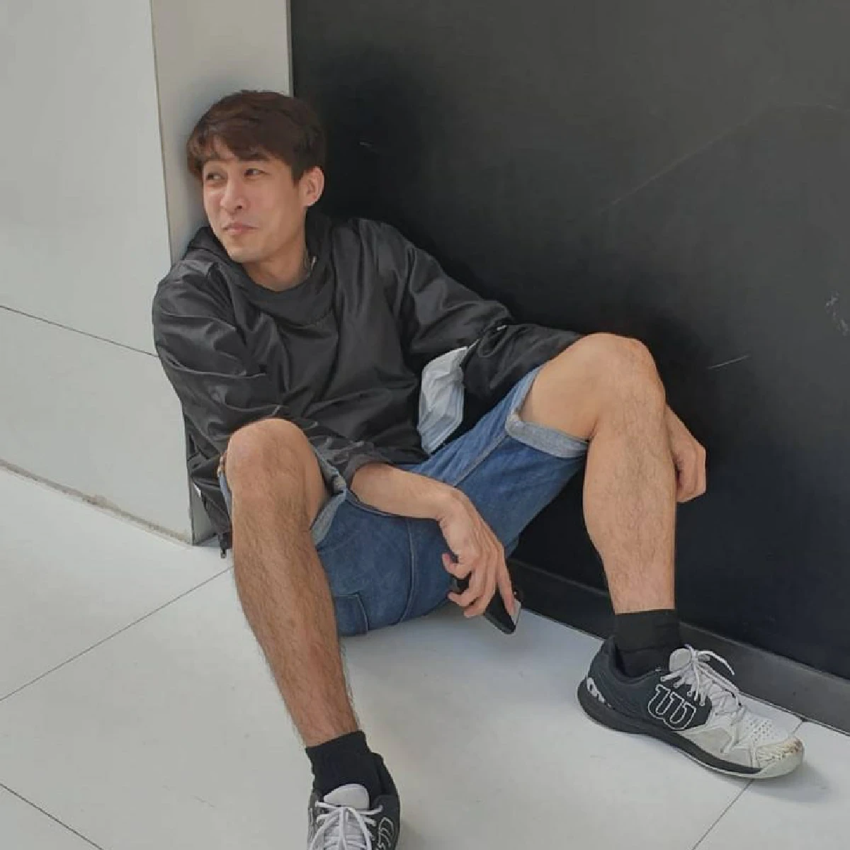 ชาวเน็ตไม่ขำ! หมอก้อง โดนขุดคอมเมนต์แรงไร้มารยาทใส่เพื่อนดารา