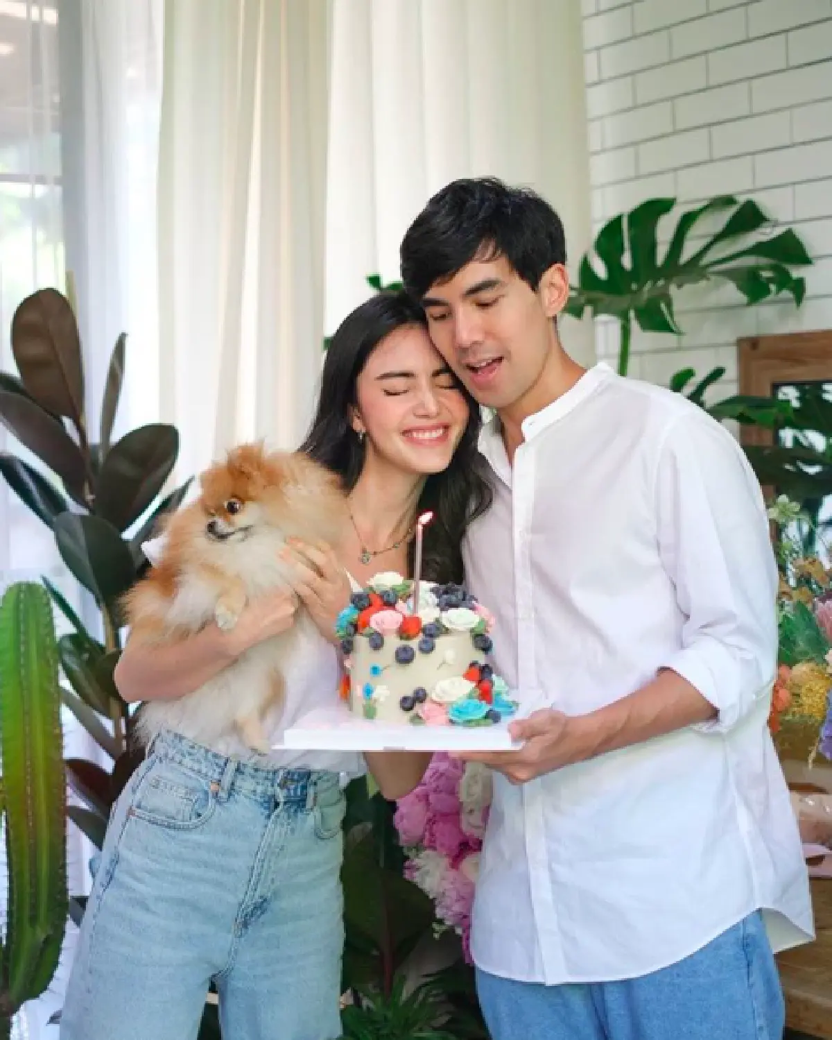 รอข่าวดี! “เต๋อ” ยกเค้กอวยพรวันเกิด “ใหม่” สั้นๆ แต่หวานหนักมาก