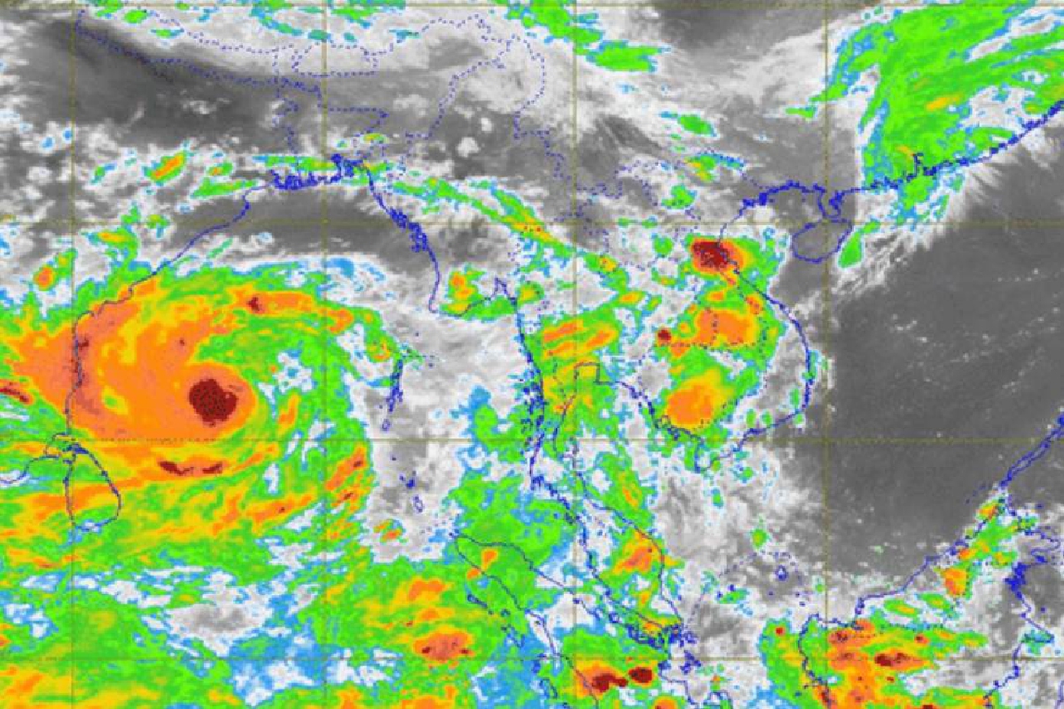 อุตุฯเตือนพายุไซโคลน"อำพัน" ทำหลายจังหวัดฝนตกหนัก18-21พ.ค.นี้ อุตุฯเตือนพายุไซโคลน"อำพัน" ทำหลายจังหวัดฝนตกหนัก18-21พ.ค.นี้