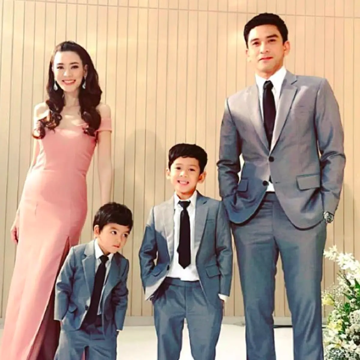 อ่านแล้วหุบยิ้มไม่ได้! “เอ๋-ป๋อ” ครบรอบแต่งงาน 8 ปี เผยความในใจสุดหวานถึงกัน 