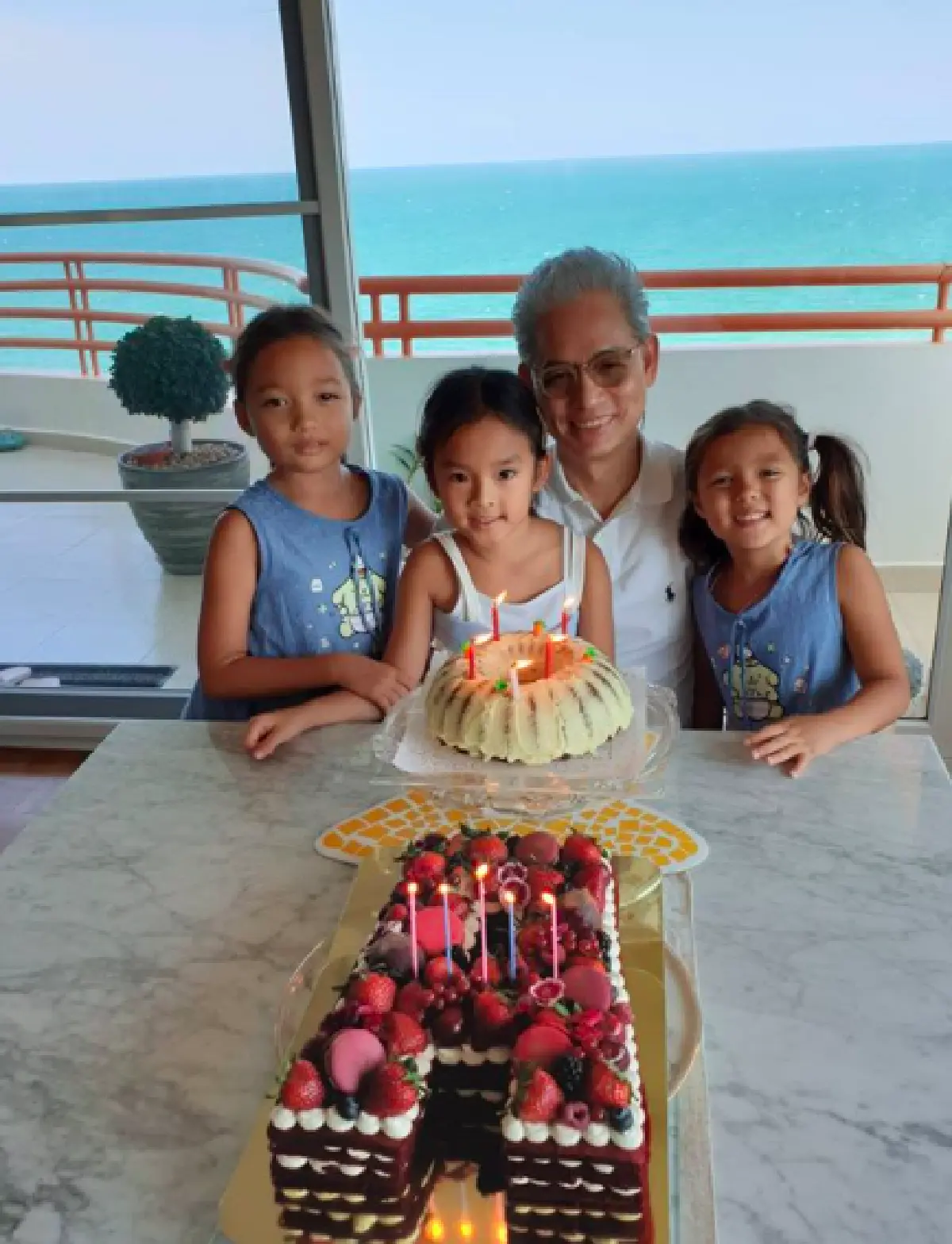 "แม่แอฟ" เผยคลิป "น้องปีใหม่" รำอวยพรเป็นของขวัญวันเกิดให้คุณตา 