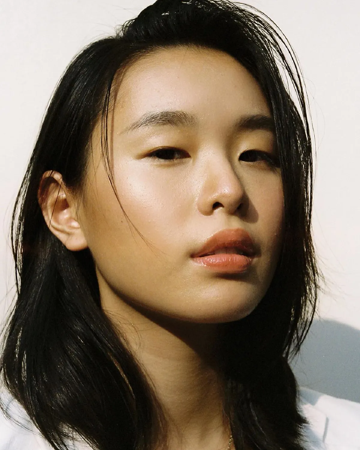 ส่องภาพ มินนี่ นางแบบสาวหมวยหน้าเก๋ ถูกจับตาเป็นแฟนใหม่ พีช พชร