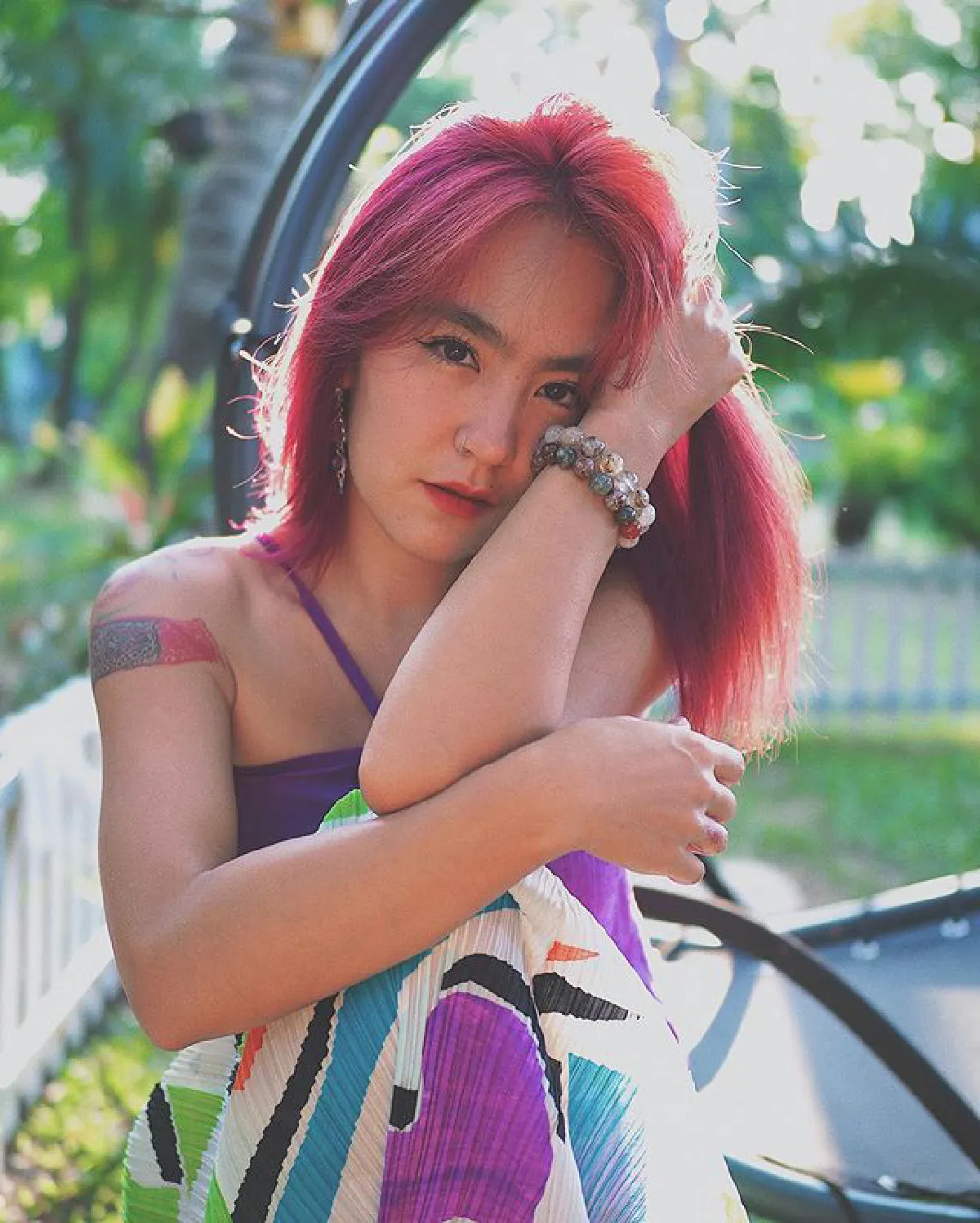 ปีใหม่ สุมนต์รัตน์ ตัดผมใหม่ทำสีสุดจี๊ด เคียงข้างหวานใจ ป๋าต๊อบ