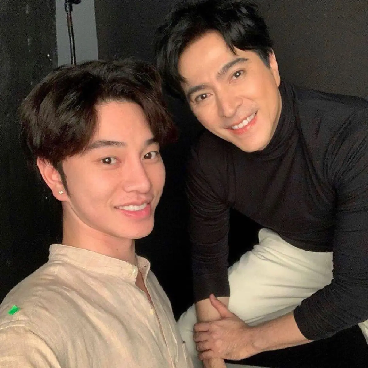 เป๊ะไม่เปลี่ยน! แซม ยุรนันท์ งานดีแบบรุ่นใหญ่หล่อใสในวัย 57 ปี