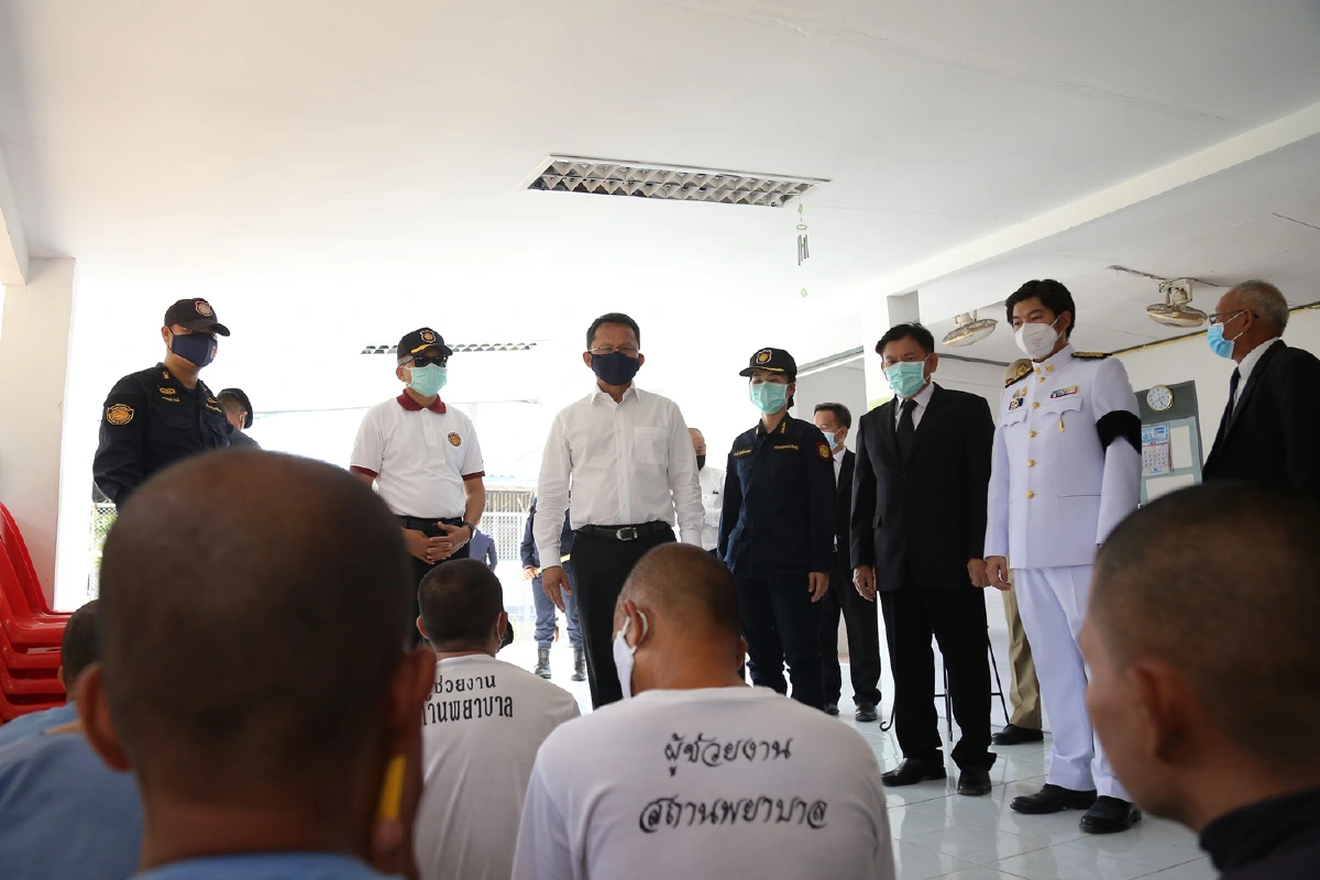 "สมศักดิ์"ตรวจพร้อมความคุกก่อนเปิดให้ญาติเยี่ยมตามวิถี New normal