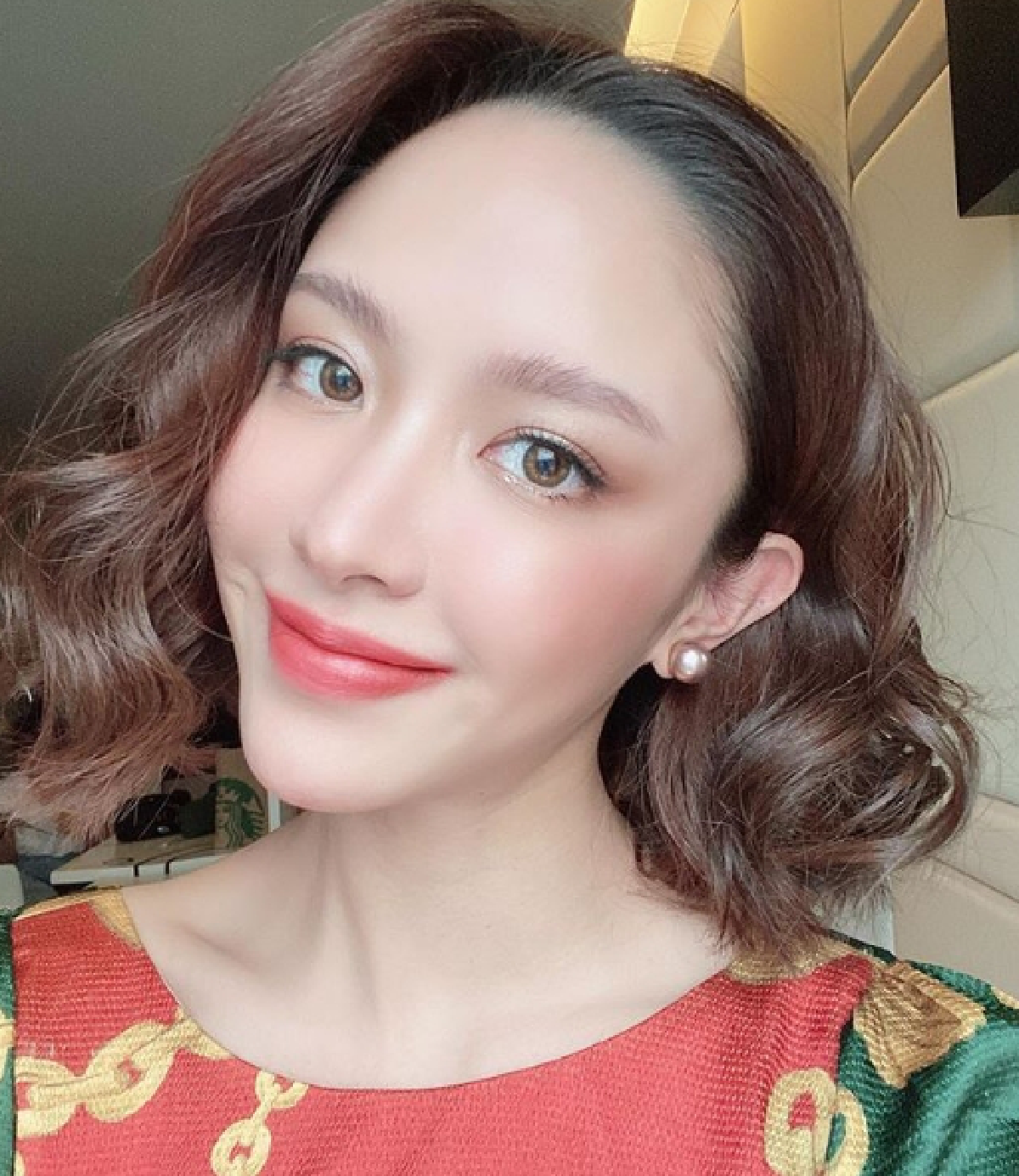 น้ำชา ชีรณัฐ ปลูกผักทานเองบนคอนโด พร้อมเก็บทำเป็นมื้อเย็น (คลิป)