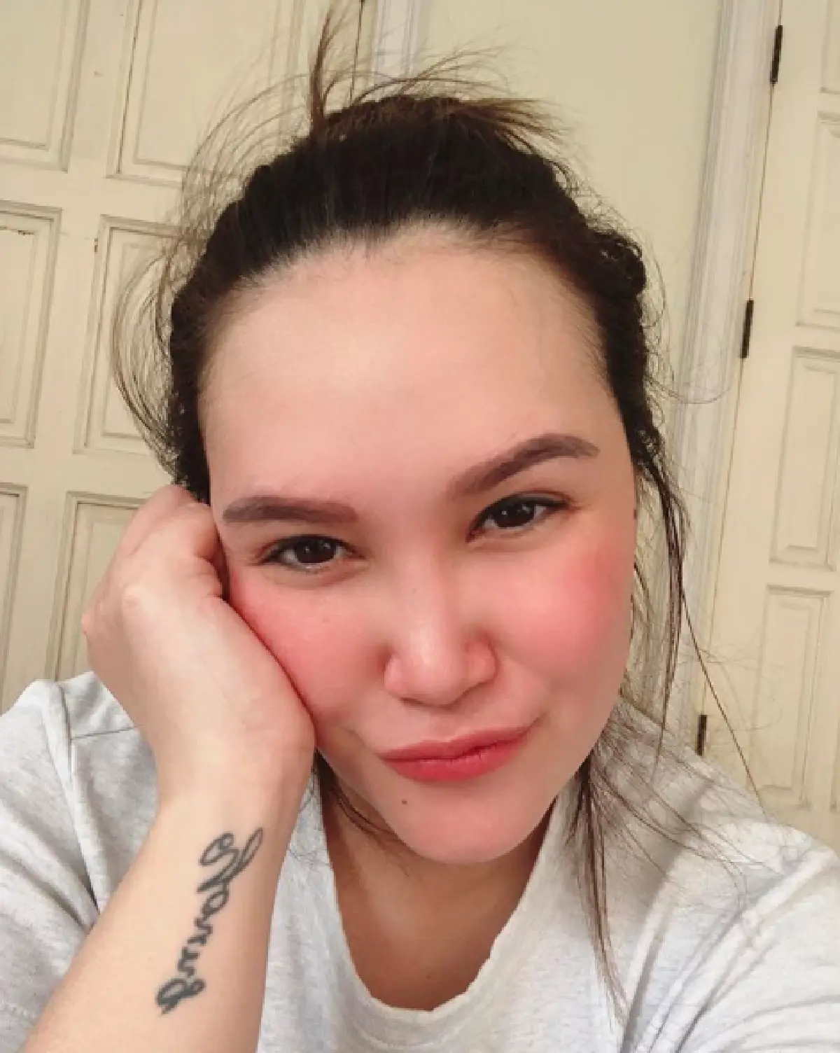  “ทาทา” โพสต์คลิปแสดงความยินดี พร้อมติดแท็ก "หมอ ฉัตรอดุลย์" 