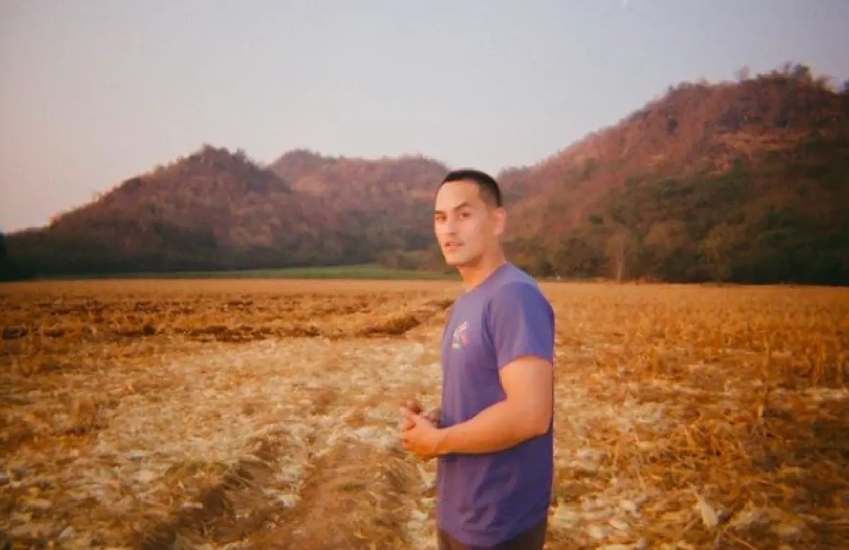  "สงกรานต์" ถอดเสื้อโชว์กล้ามแน่น บอกรอซ่อมเข่าจะกลับมาฟิตอีกครั้ง!