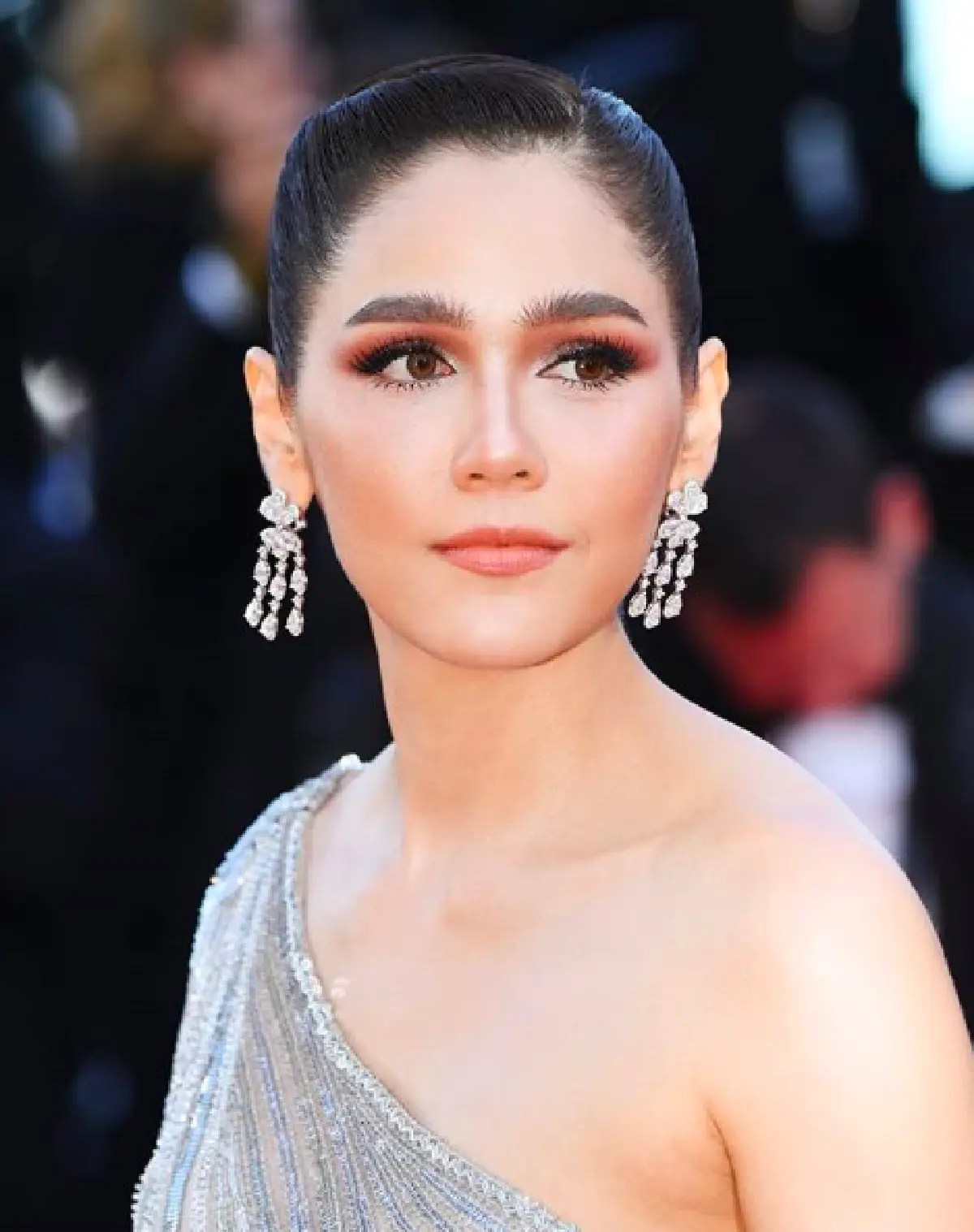 แห่พุ่งเป้า "ชมพู่ อารยา" จะใช่นางเอกซุปตาร์อ. ถูกถอนจากพรีเซ็นเตอร์หรือไม่