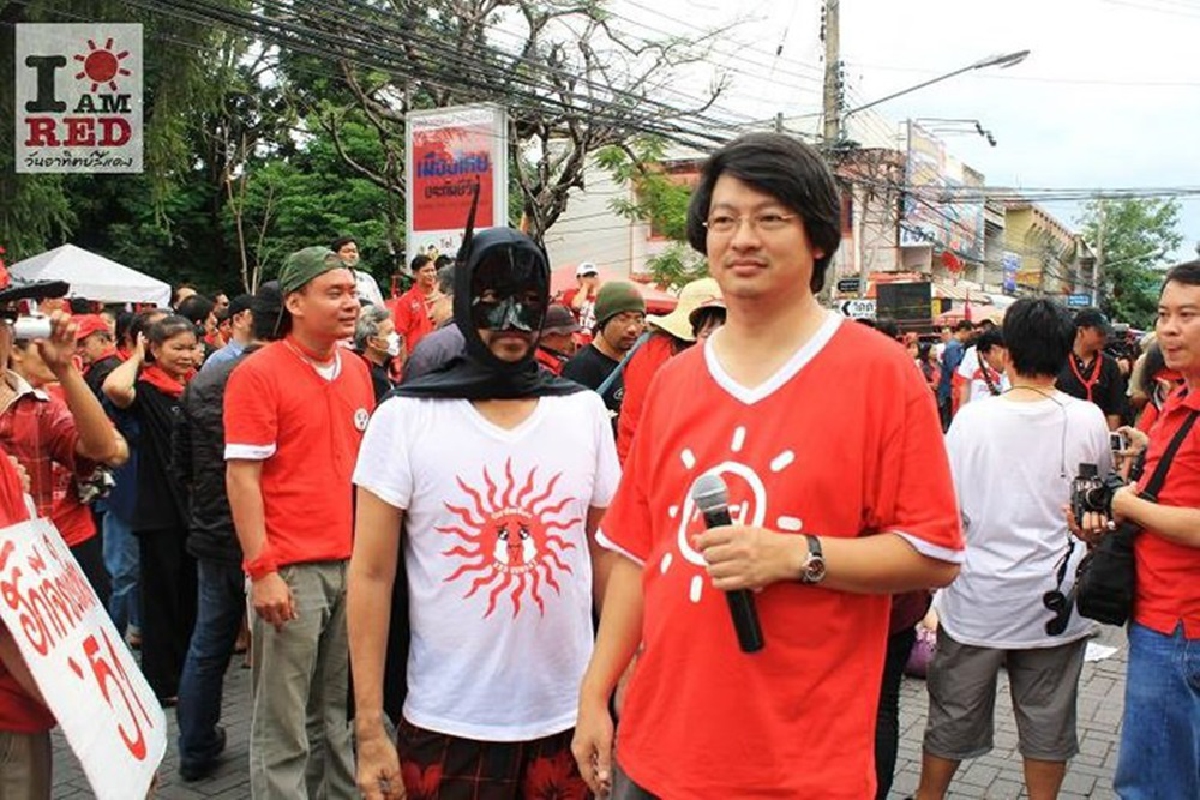 บก.ลายจุดชี้เสื้อแดงผิดพลาดปิดราชประสงค์ บก.ลายจุดชี้เสื้อแดงผิดพลาดปิดราชประสงค์