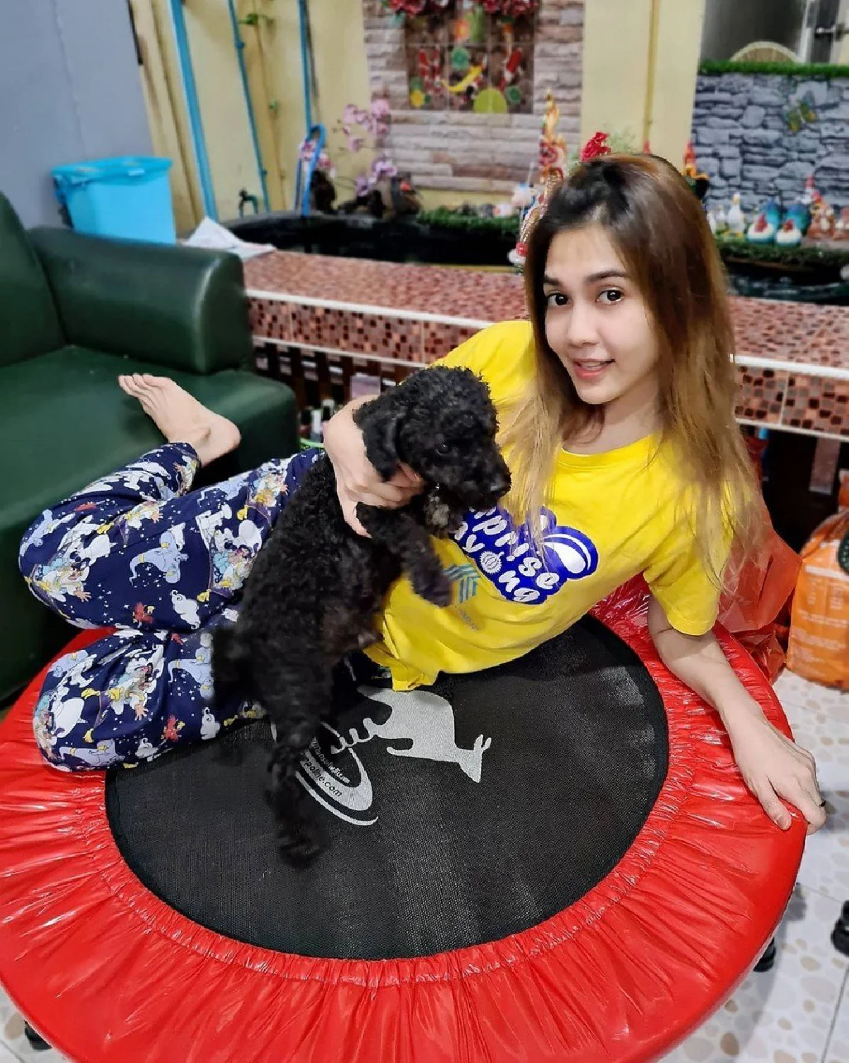 พั้นช์ วรกาญจน์ สวยหวานละมุน แคปชั่นแซวตัวเอง..ในวันที่แต่งหญิง