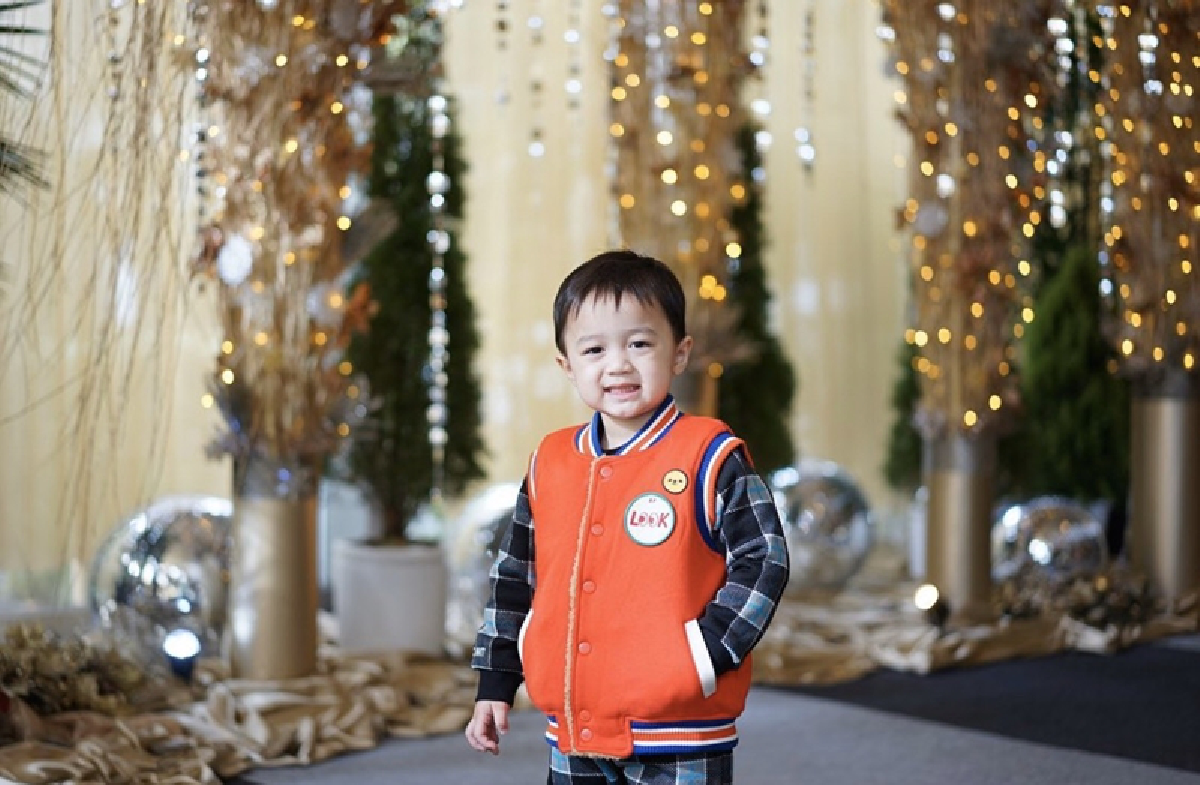 "น็อต วิศรุต" กับแคปชั่นแซวตัวเองเป็น “น้องพายุ” หน้าถอดแบบกันมาเป๊ะๆ