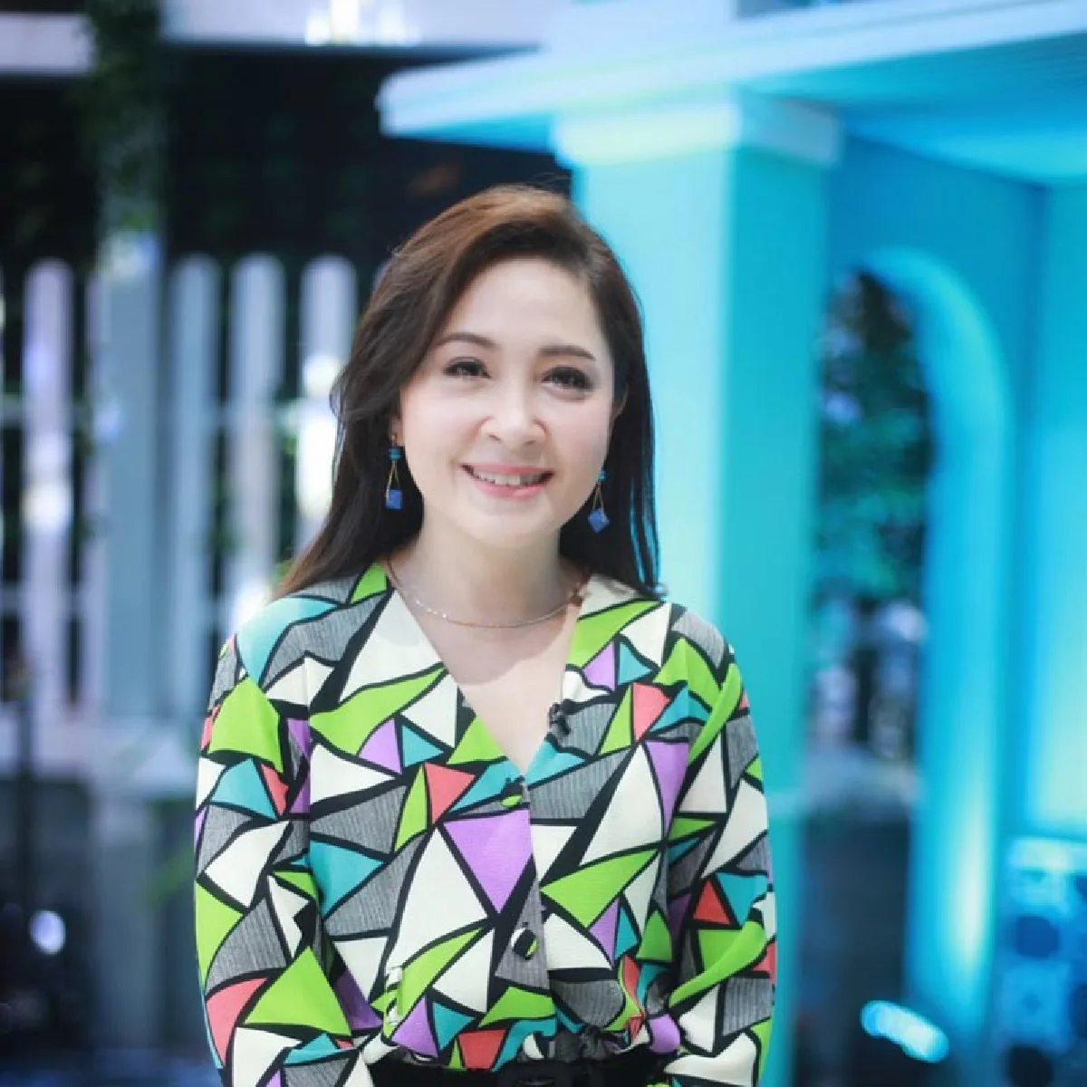 สวยไม่สร่าง กวาง กมลชนก จัดเต็มเมคอัพหน้าผม สมเป็นนางเอกในตำนาน