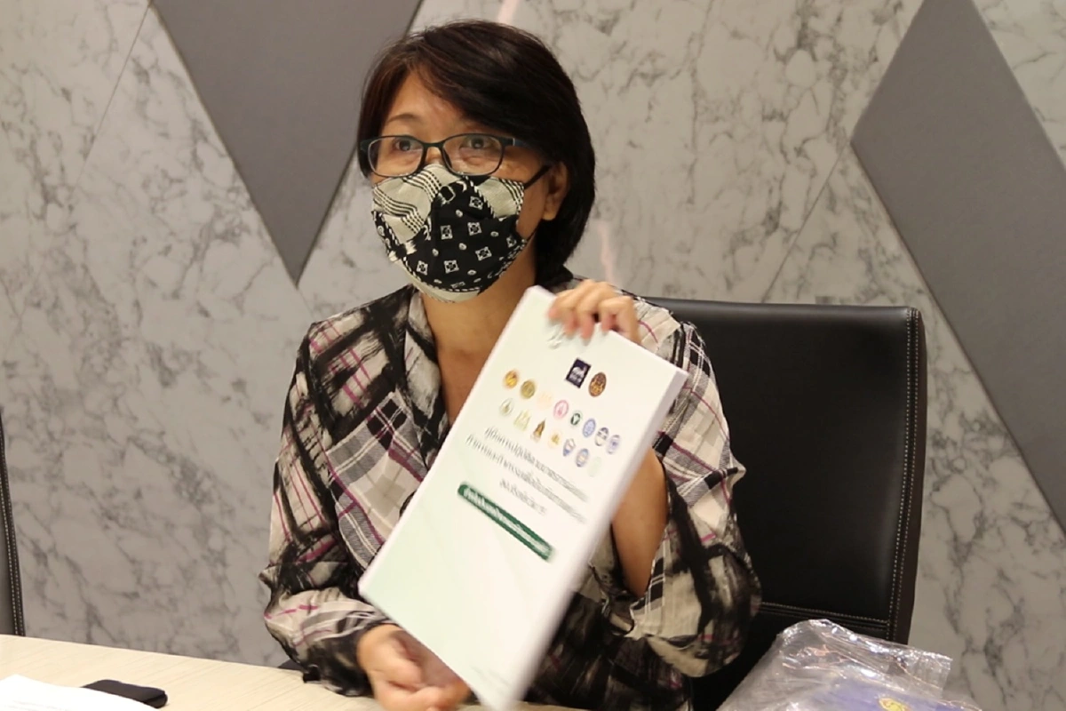 ศูนย์การค้าดังพัทยาไม่ได้ห้ามแกร็บส่งอาหารถอดชุดยูนิฟอร์มก่อนเข้าห้าง