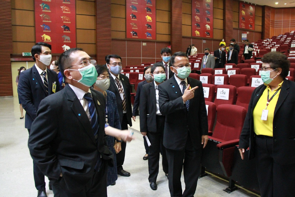 กรมบังคับคดีพร้อมเปิดประมูลทรัพย์หลังหยุดพิษโควิด-19 "สมศักดิ์"หาทางช่วยSME