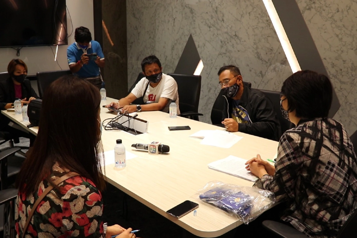 ศูนย์การค้าดังพัทยาไม่ได้ห้ามแกร็บส่งอาหารถอดชุดยูนิฟอร์มก่อนเข้าห้าง