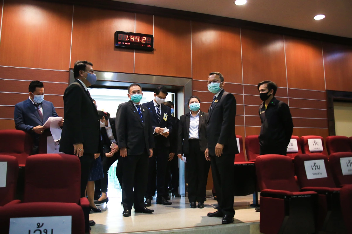 กรมบังคับคดีพร้อมเปิดประมูลทรัพย์หลังหยุดพิษโควิด-19 "สมศักดิ์"หาทางช่วยSME