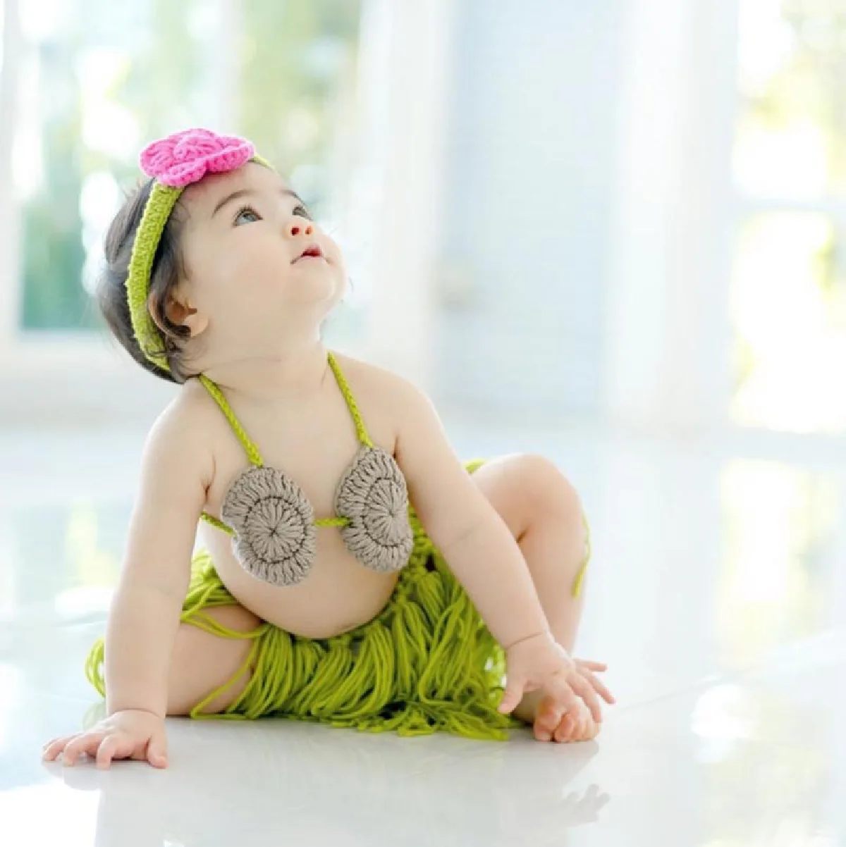 น้องเดมี่ ลูกสาว ลีเดีย-แมทธิว อวดความน่ารักในชุดหนูน้อยชาวเกาะโชว์พุงกะทิ