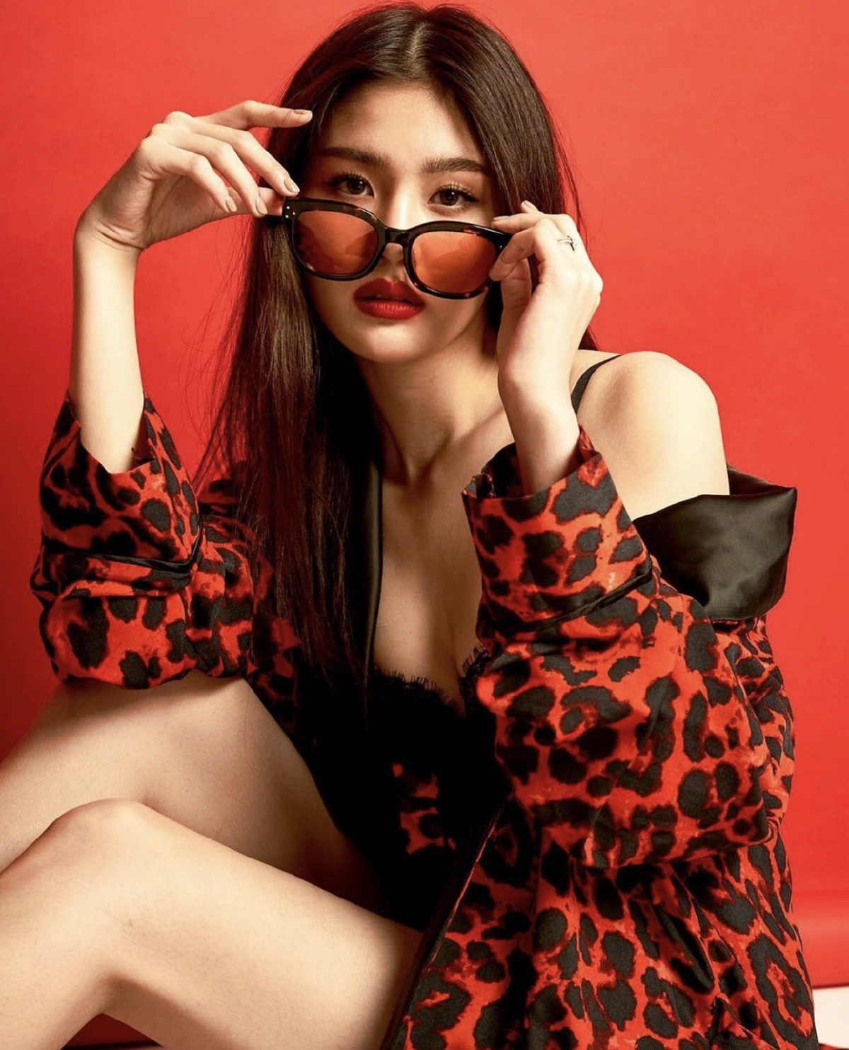 หวานปนแซ่บ! เป้ วงมายด์ ควง น้องกร ถ่ายพรีเวดดิ้งสีสันสุดจี๊ด