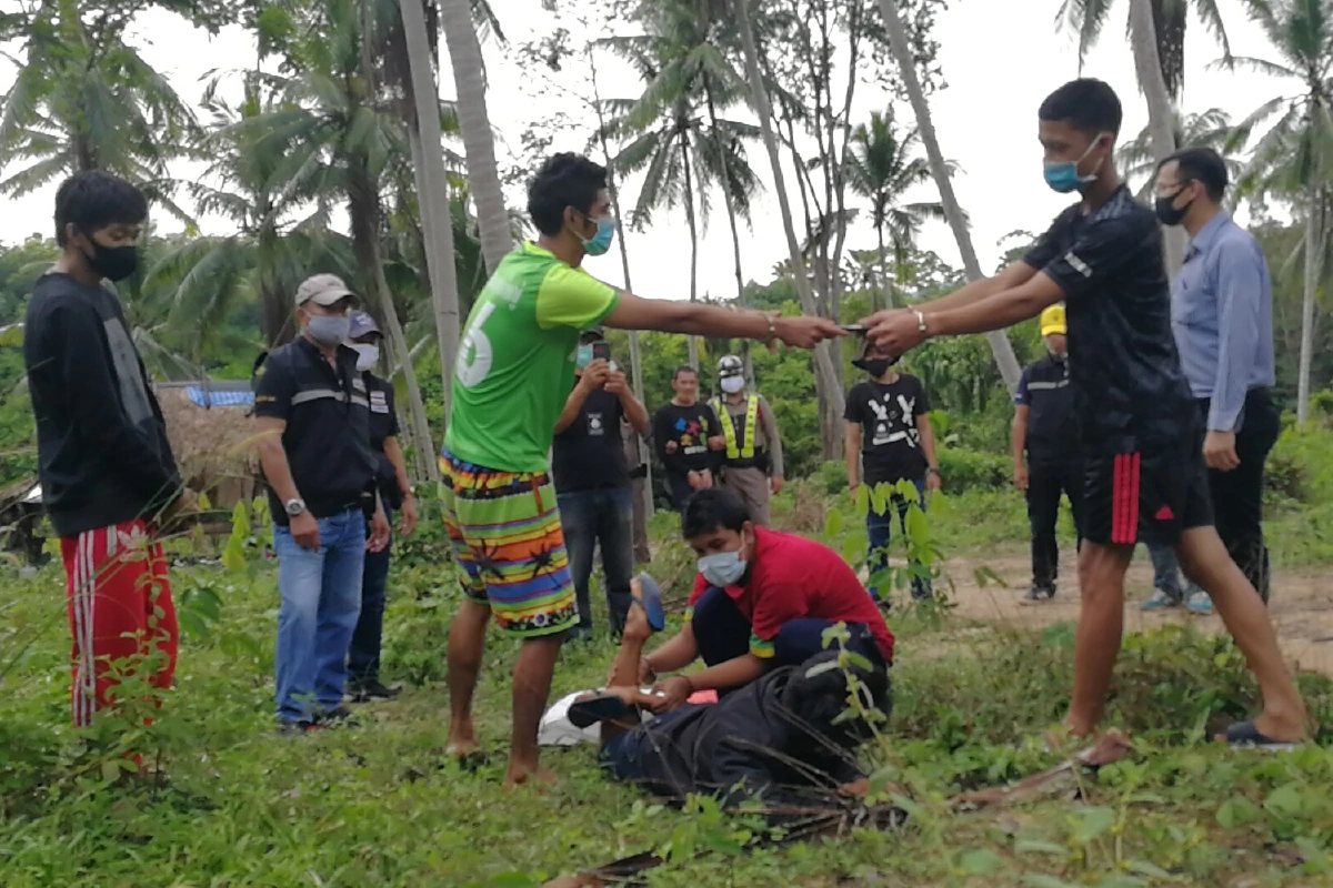 ตร.คุม5ผู้ต้องหาทำแผนฆ่ายัดกระสอบเพื่อนรักยิงซ้ำก่อนฝังดิน