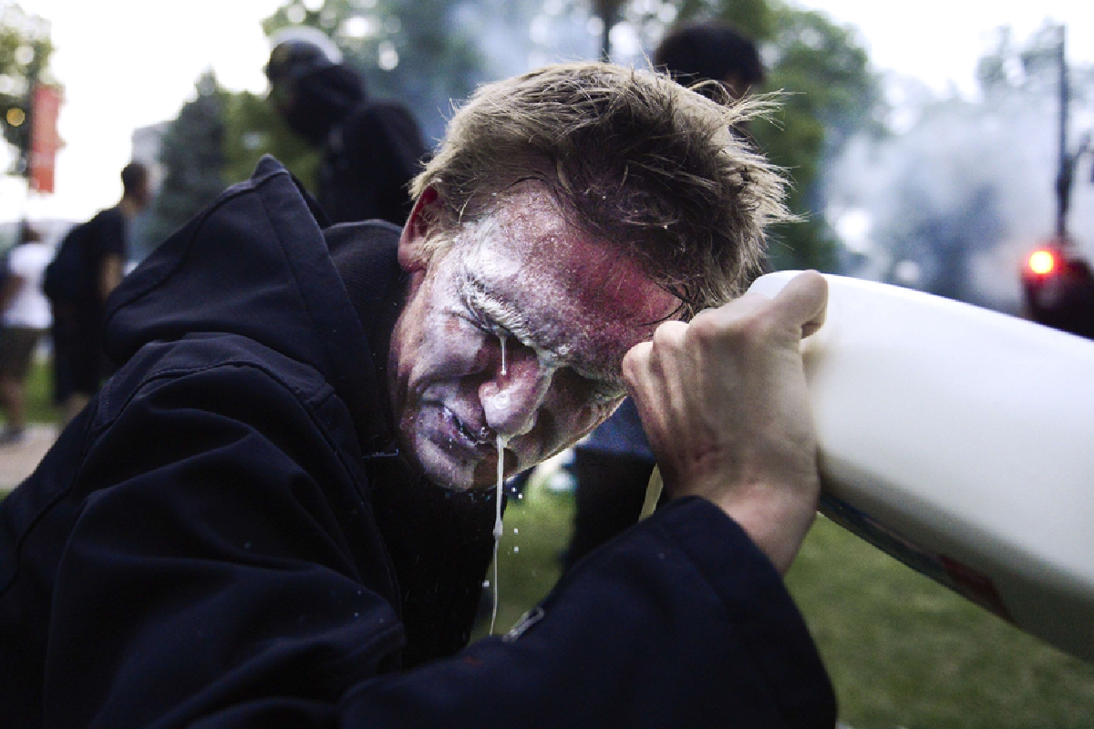 ปล้น เผา ทำลายข้าวของ ประท้วงเหยียดผิวกลายเป็นจลาจล