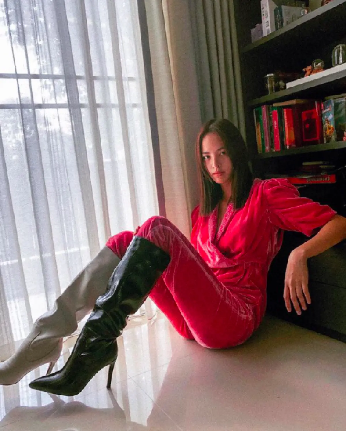 “ณิชา ณัฏฐณิชา” เผยลุคใหม่เป็นสาวผมหน้าม้า ด้าน “โตโน่” มากดไลก์รัวๆ