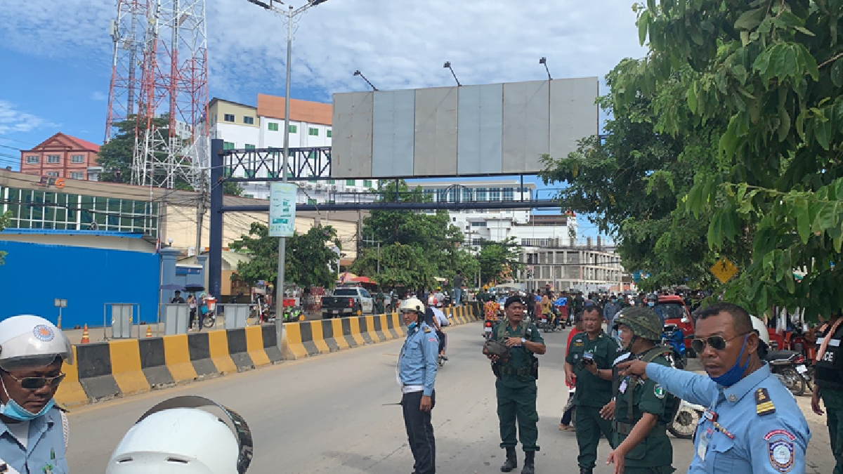 ตึงเครียด!เขมรประท้วงหนักจี้ไทยเปิดด่านคลองลึกให้มาค้าขาย