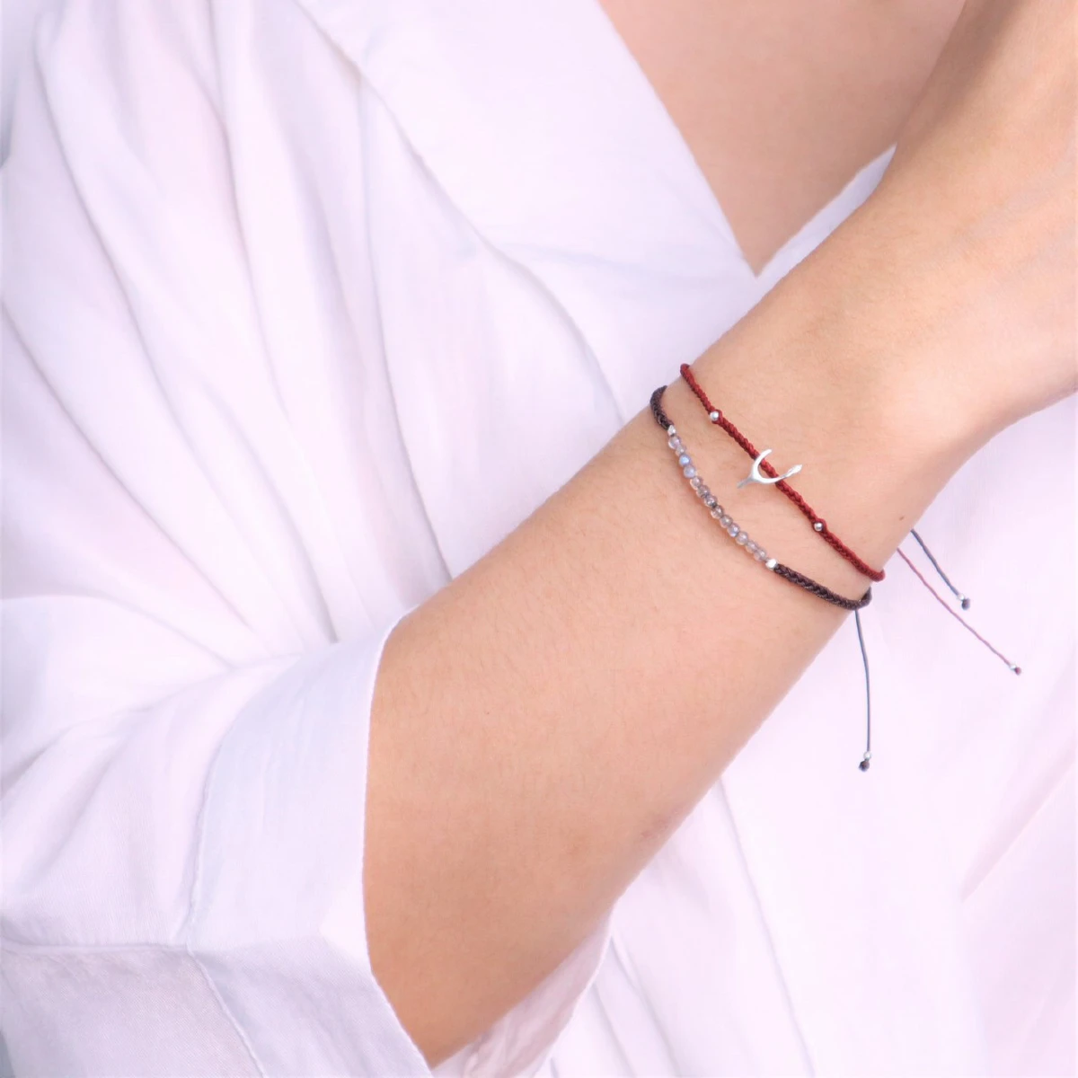 ส่องแฟชั่นสุดเก๋ของเหล่าคนดังกับความเชื่อเสริมโชค